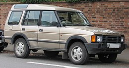 1993 Land Rover Discovery TDi 2.5 Front.jpg